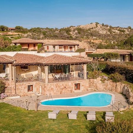 Villa Domus Ardea Капо-Кода-Кавальо Экстерьер фото