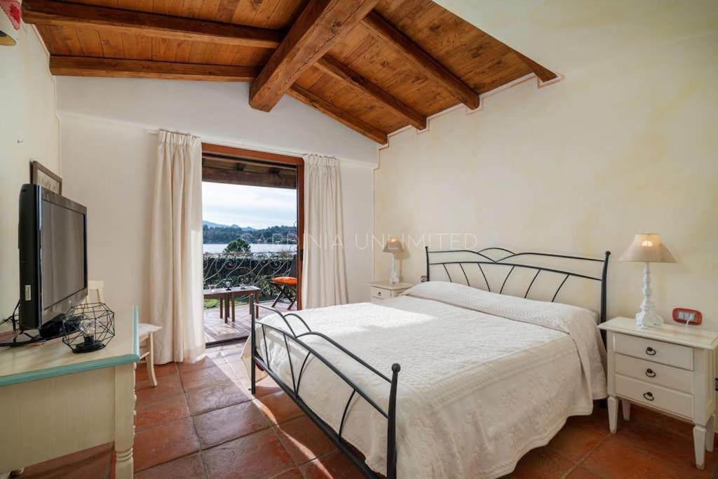 Villa Domus Ardea Капо-Кода-Кавальо Экстерьер фото