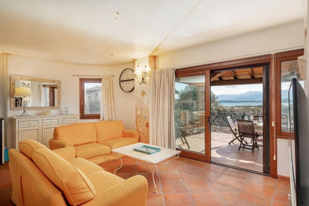 Villa Domus Ardea Капо-Кода-Кавальо Экстерьер фото